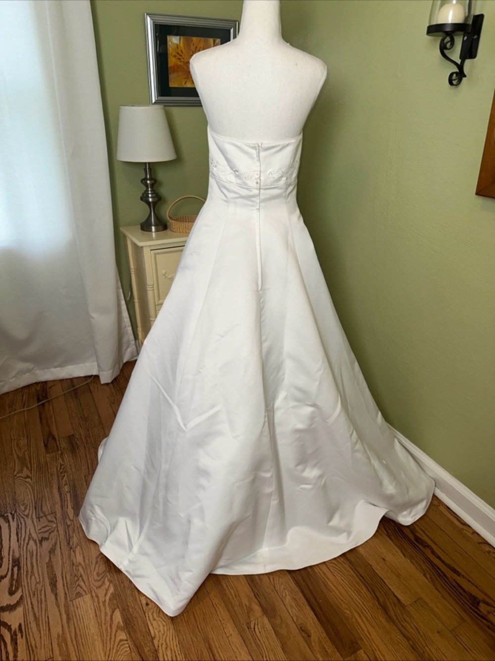 David's Bridal Strapless White A-Line Satin Wedding Dress - Picture 4 of 9